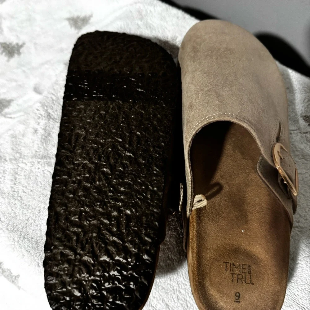 Time and Tru Taupe Suede Clogs - Picture 3 of 3